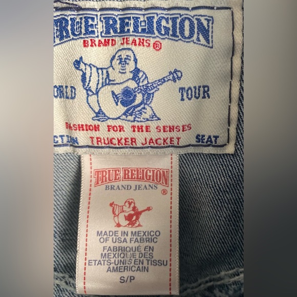 True Religion jean jacket. Classic white stitching. Distressed, blue size small - Picture 4 of 11